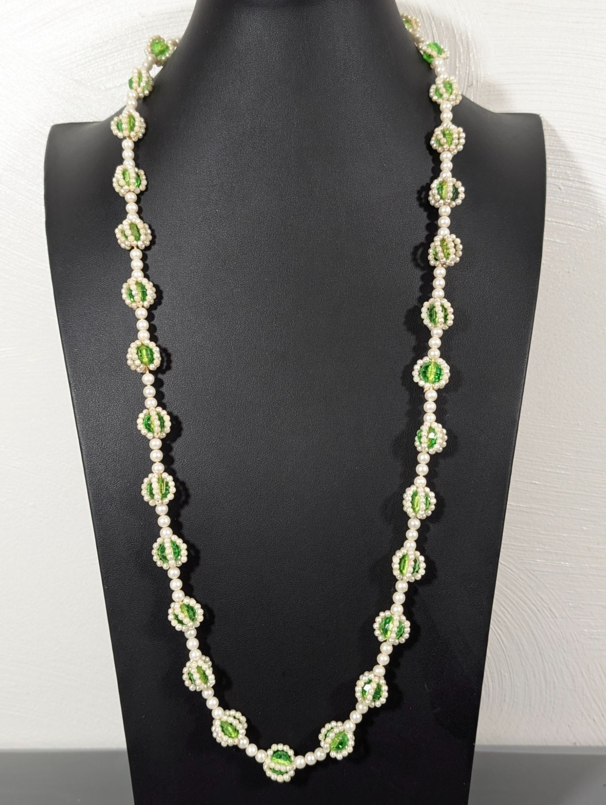 Vintage Faux Pearl Bright Green Woven Style Beaded Necklace 30″