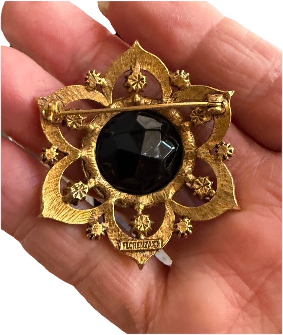 Gorgeous Vintage Faceted Black And Gold Tone Signed Florenza Brooch Pin