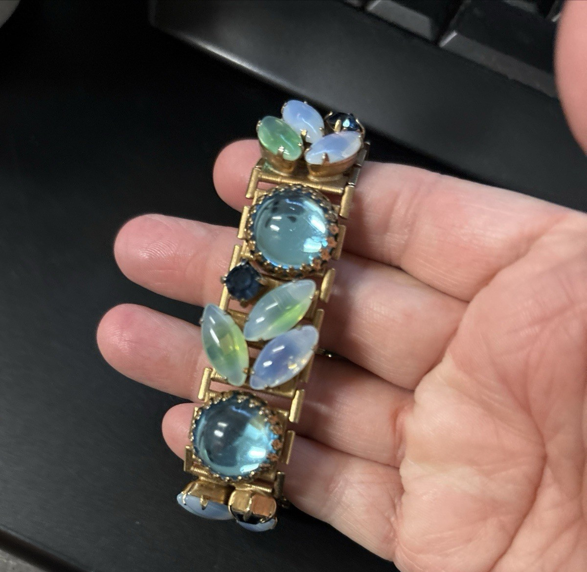 Vintage Bracelet Opaline Navette Glass Cabochon Rhinestone Gold Tone 6.5″ READ