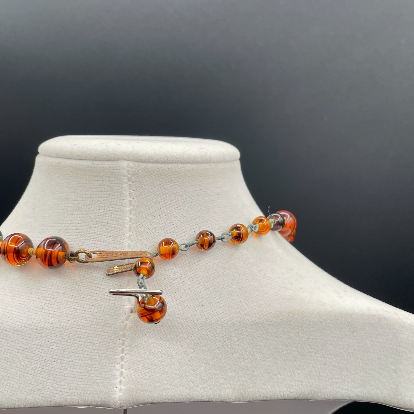 Vintage Carnelian Classic Fashion Tiger Striped Glass Beaded Celluloid Necklace