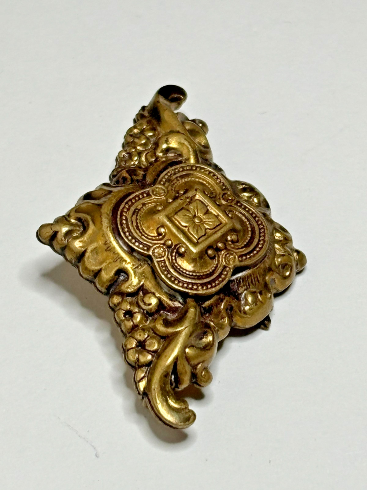 Antique Victorian Etruscan Style Pinchbeck Brooch