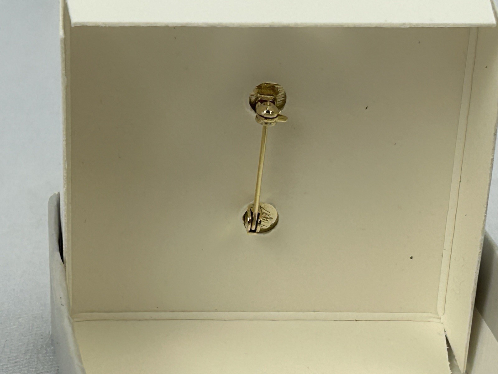 Liz Claiborne Dove Brooch Pin White Mosaic Gold Tone Peace Bird Gift