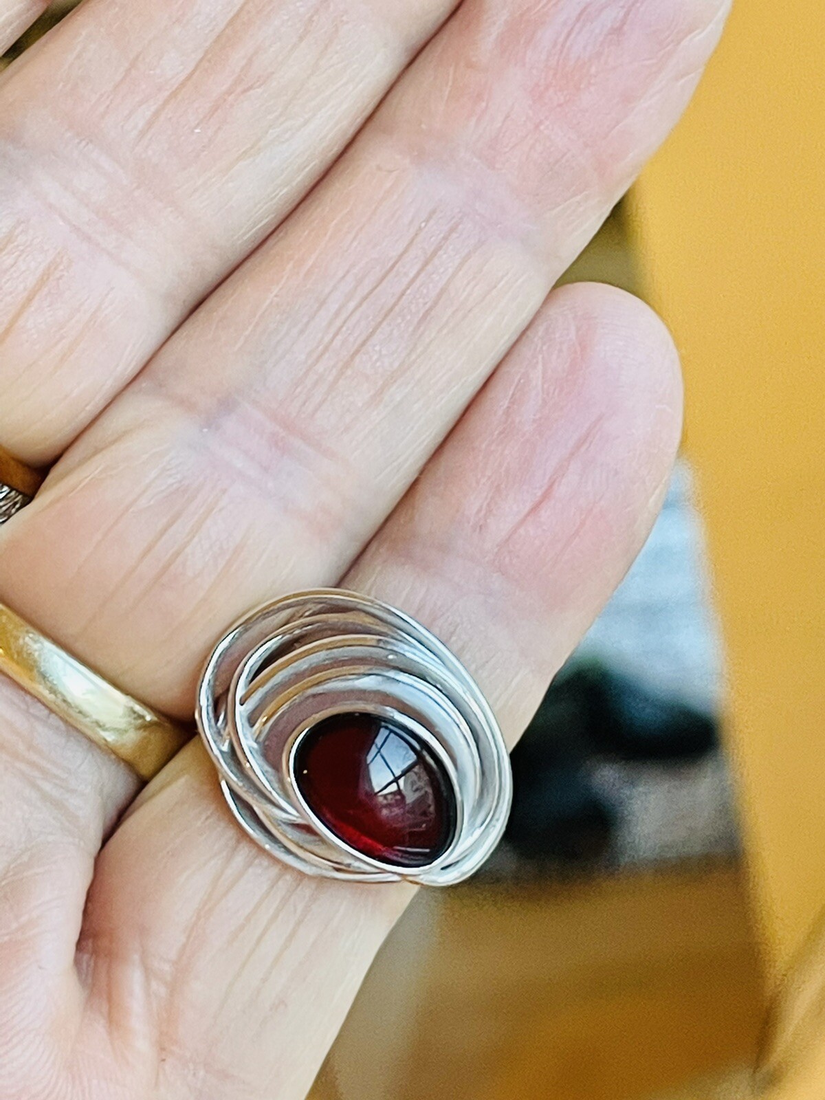 Genuine Baltic Natural Cherr Color Amber Ring Size 6,5 Vintage Butterscotch 老琥珀