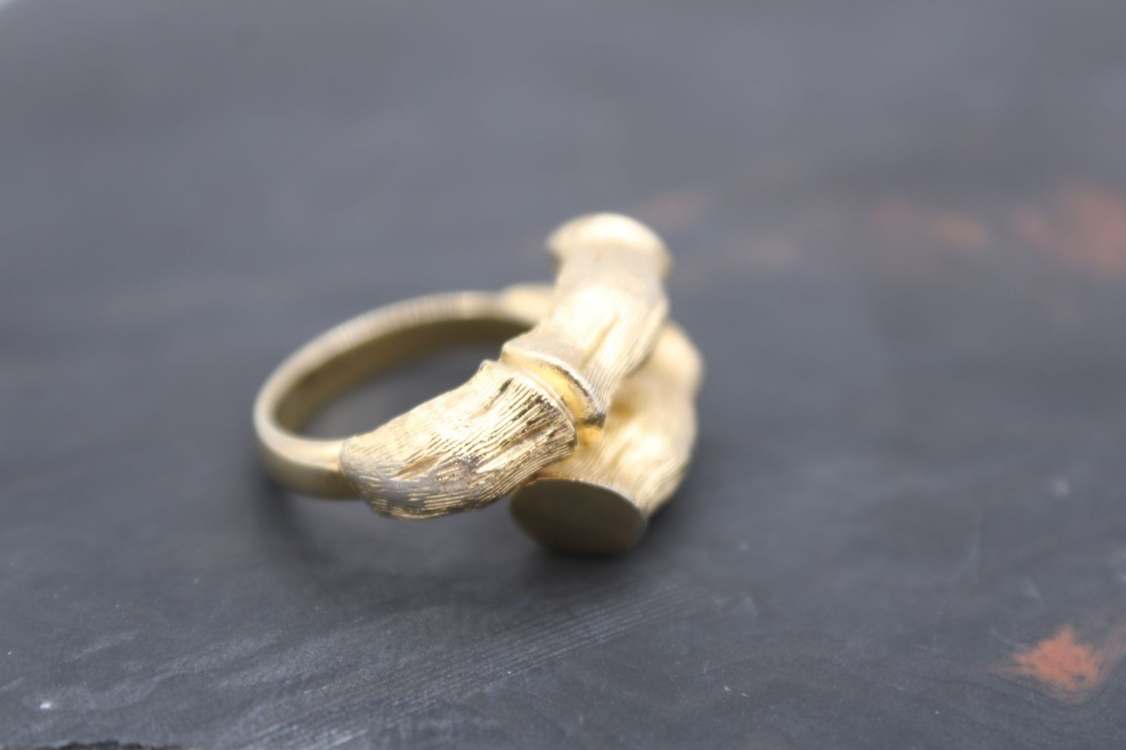 Napier Basic Bamboo Bypass Wrap Style Ring Sz 5.5 Textured Brutalist Vintage 70s