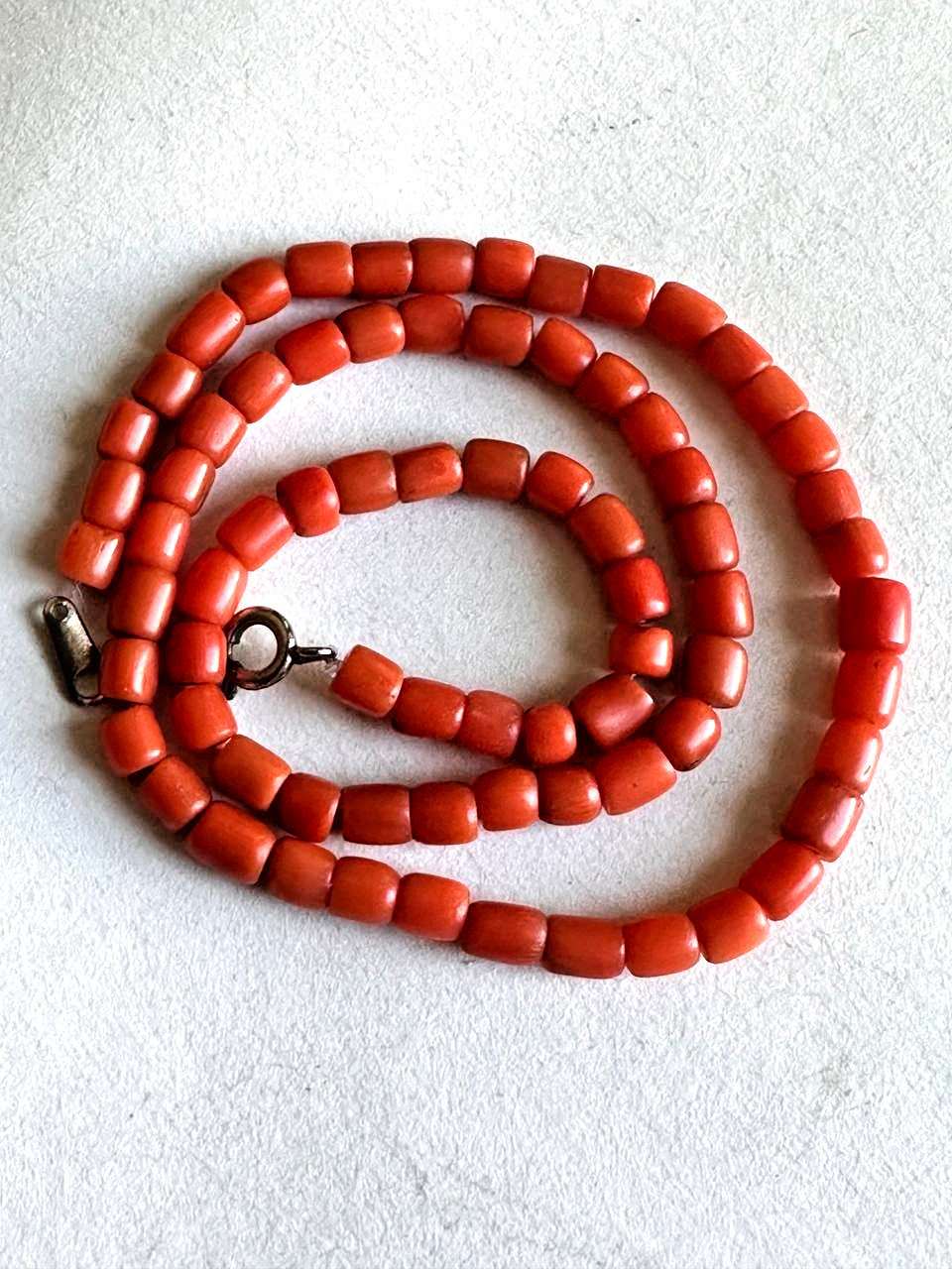 Vintage Natural Red Coral Beads – Triple Strand 11-12 g-188