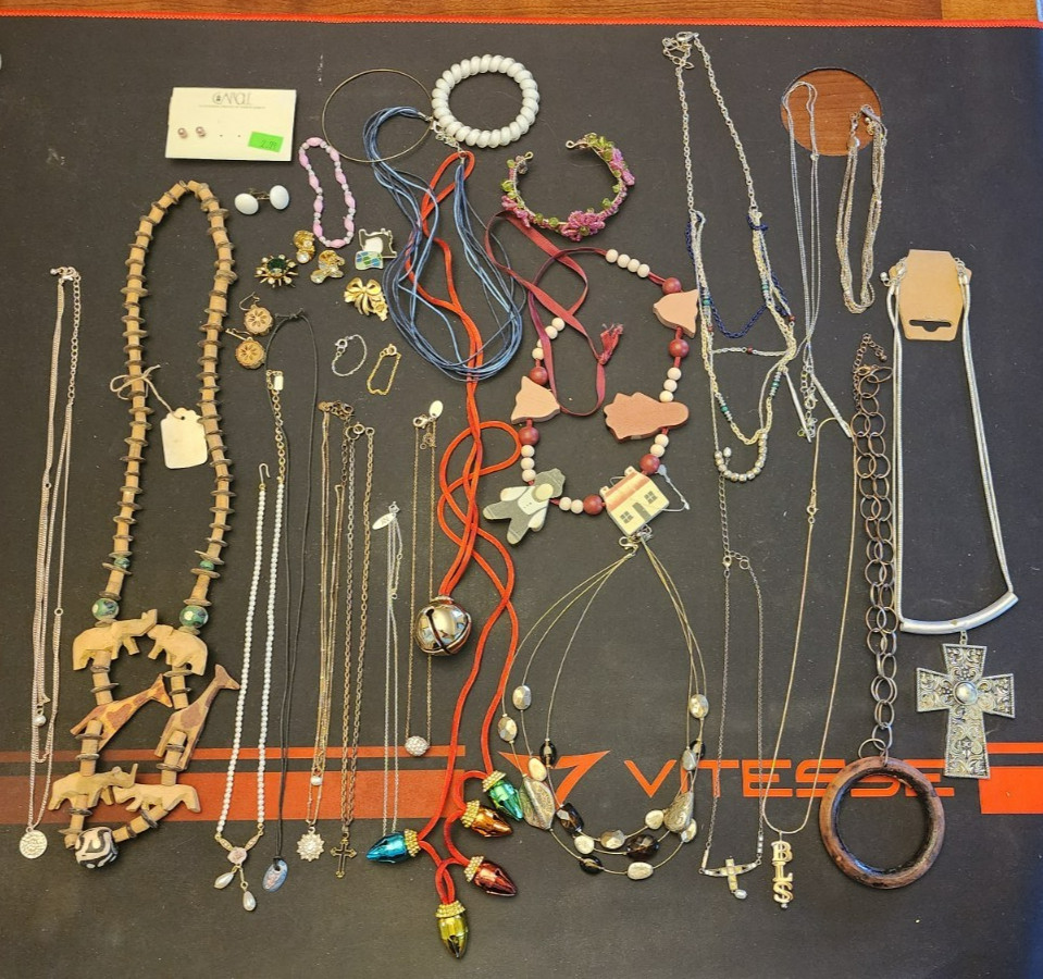 Lot #45 of random estate sale jewelry, necklaces, bracelets, earrings