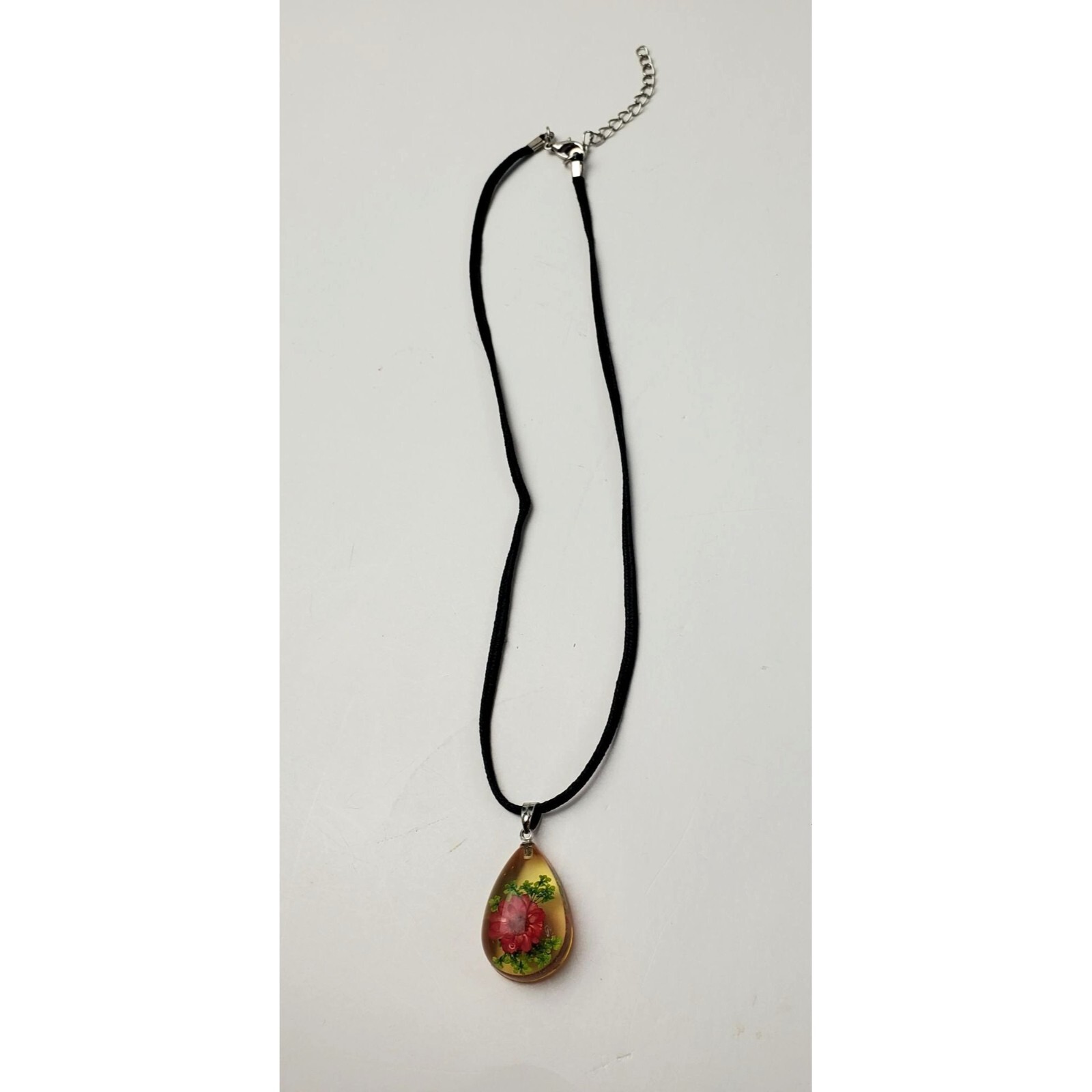 Vtg Acrylic Lucite Pink Flower Teardrop Pendant Necklace 18″ Black Cord