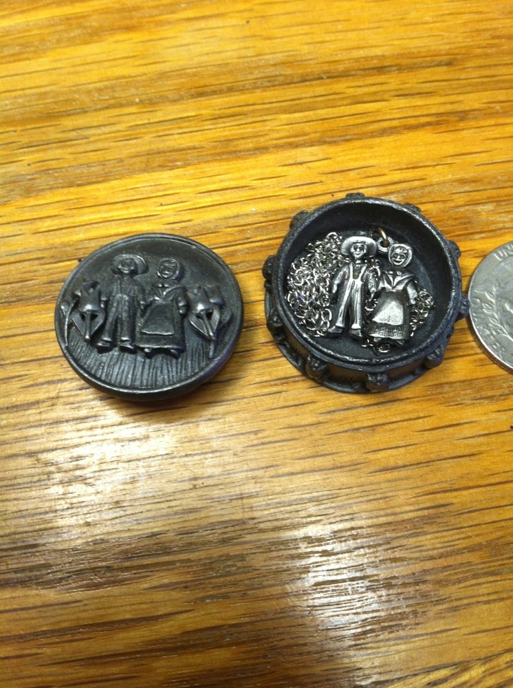 PEWTER TRINKET BOX EARRINGS NECKLACE PILGRIMS PIONEER VINTAGE