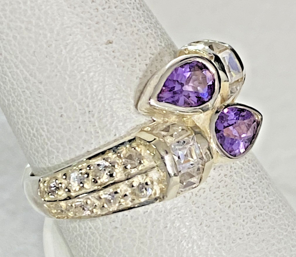 VTG 925 Sterling Silver JC Signed Purplei Stone / Pave CZ Ring, Size 7 NOS