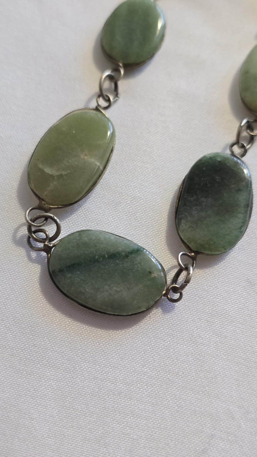 Vtg. 22″ Necklace & 8″ Bracelet Art Deco Light Green Aventurine?/Jade? Rare Find