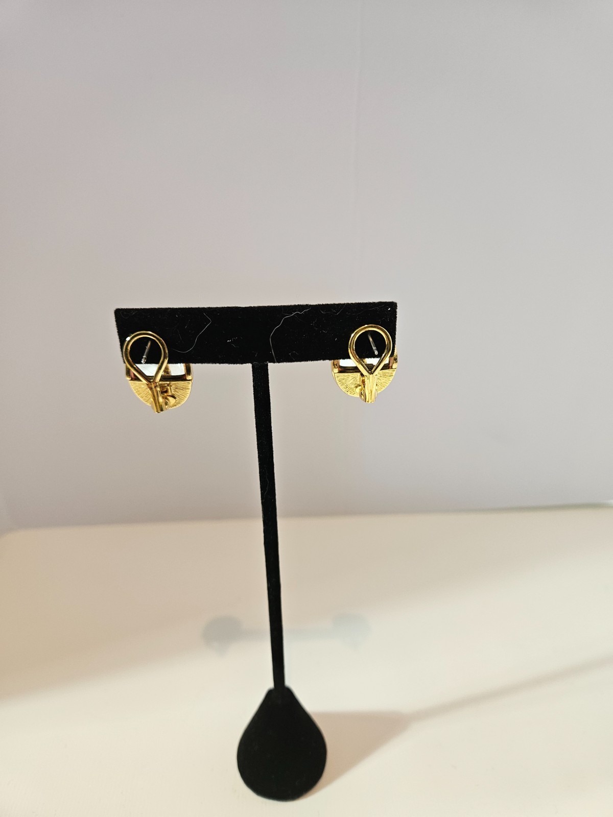 Vintage Joan Rivers Signed Pink Rhinestone Pierced Earrings