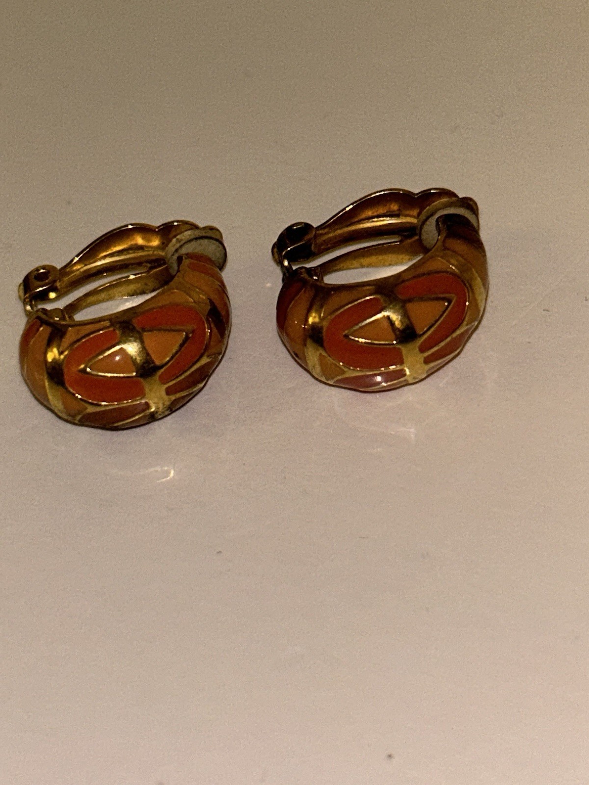 Vintage Joan Rivers Coral Enamel Hoop Clip-On Earrings Costume Jewelry Excellent