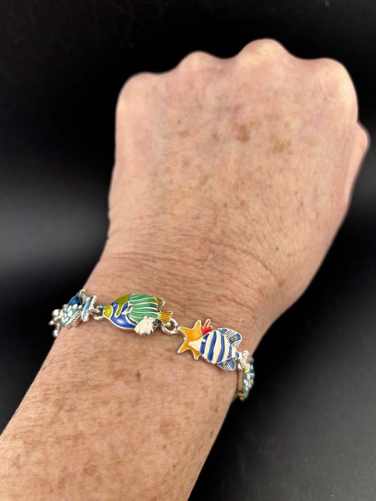 Vintage Magnet Clasp Enamel Sea Creatures Fish Enamel Nautical Bracelet *Read