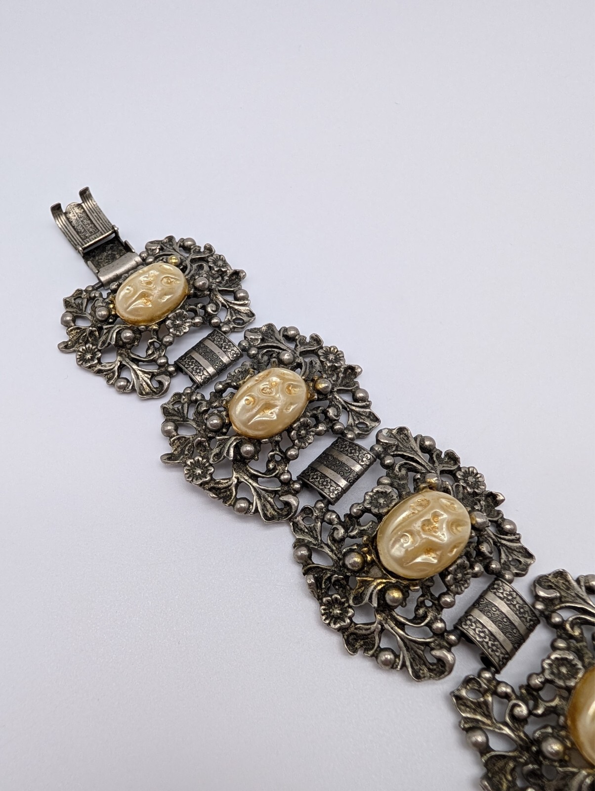 Vintage Victorian Selro Selini Style Baroque Faux Pearl Flower Panel Bracelet