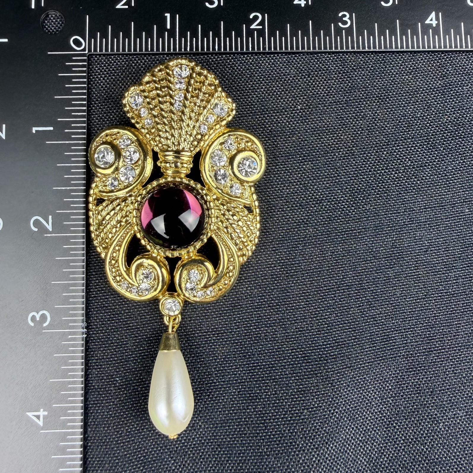 Vintage Jeff Lieb Gold Clear Crystal Pearl Cabochon Purple Stone 4” Brooch Pin