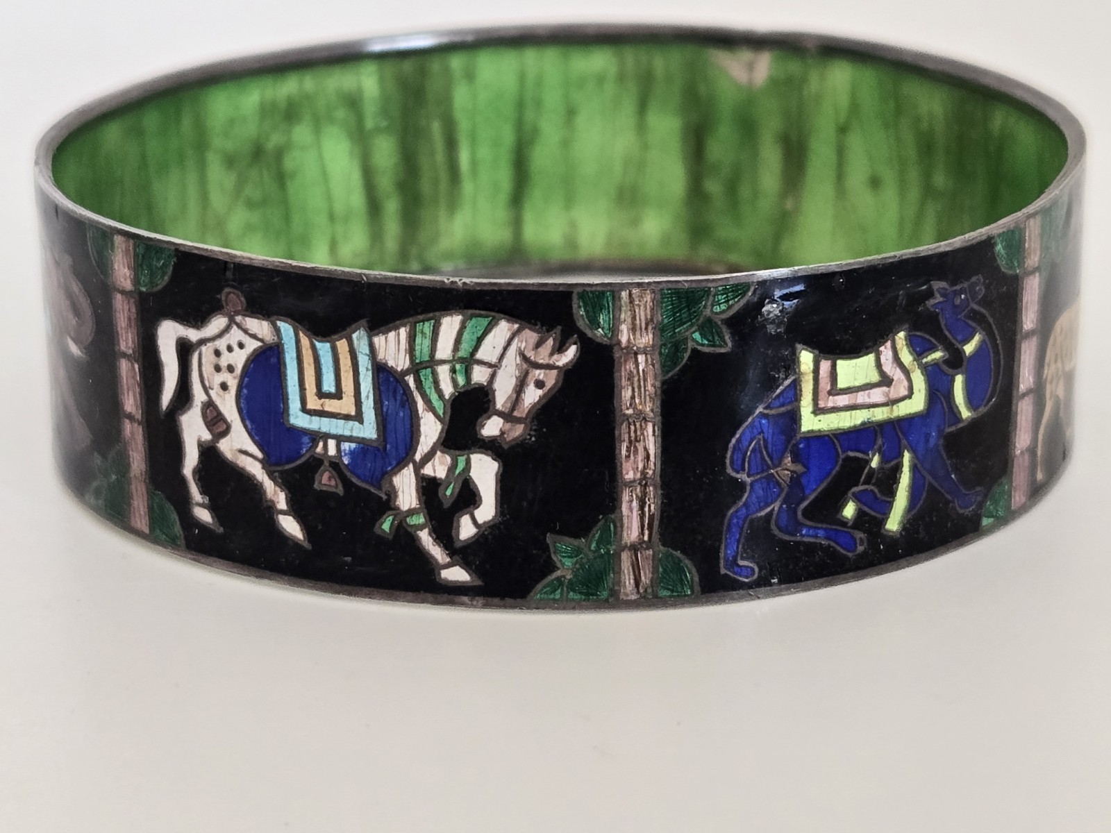 Vintage India? Highly Detailed Silver & Enameled Animal Bangle Bracelet **READ