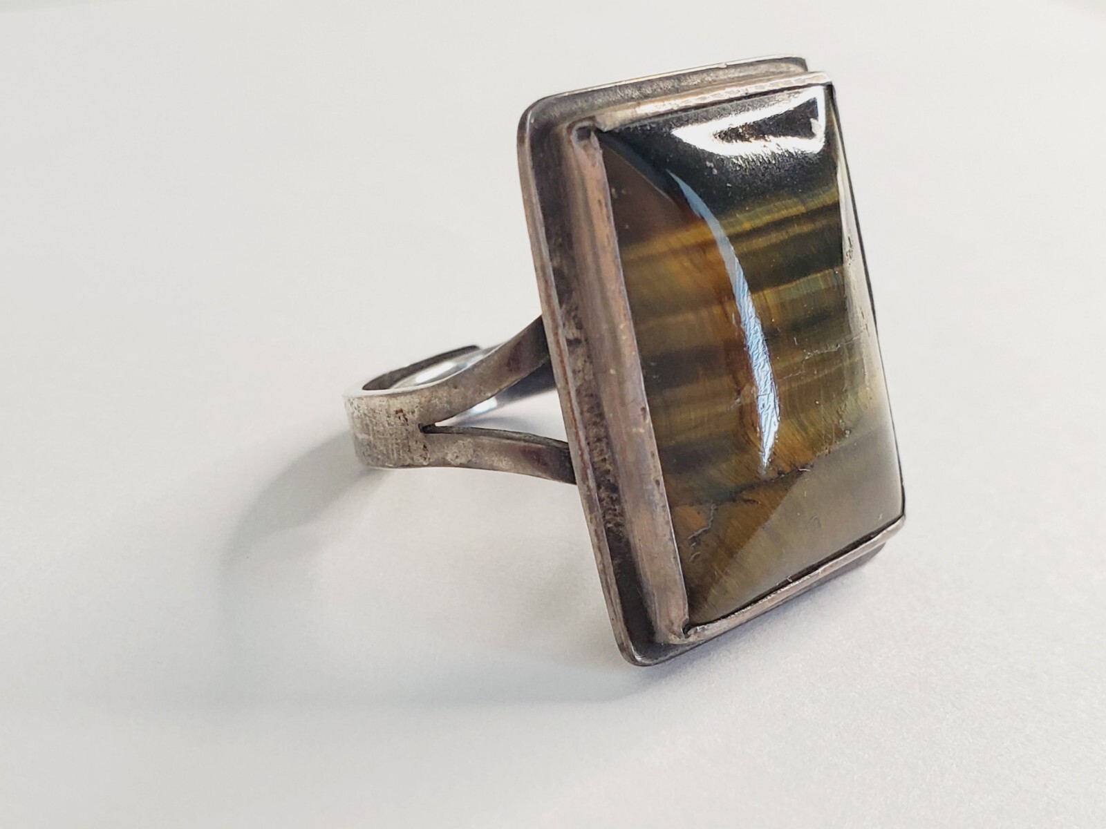 Beautiful VTG Sterling Silver with Rectangle Tiger’s Eye Ring – Adjustable