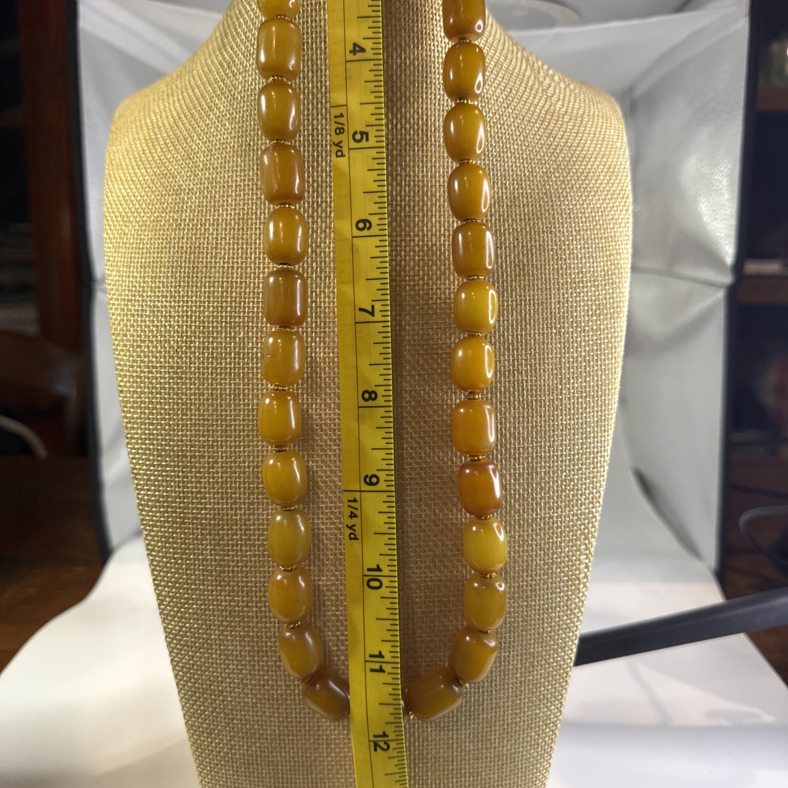 Vintage Barrel Shaped Butterscotch Bakelite Beaded Necklace 24” barrel clasp