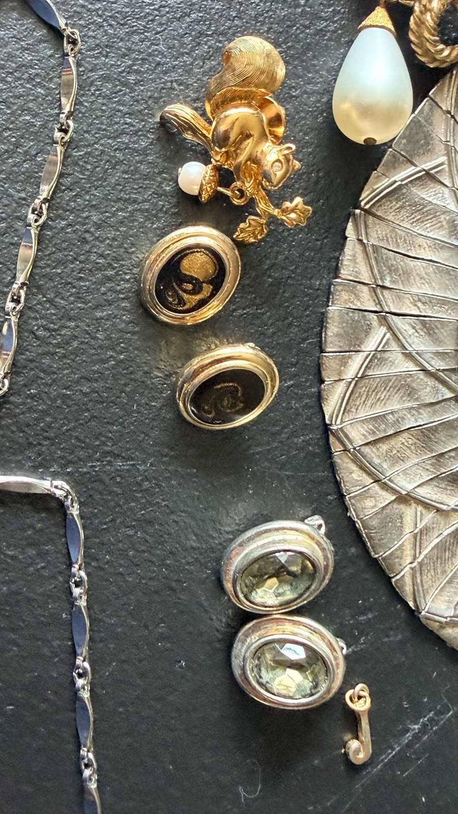 Vintage/Modern Mixed Costume Jewelry Lot