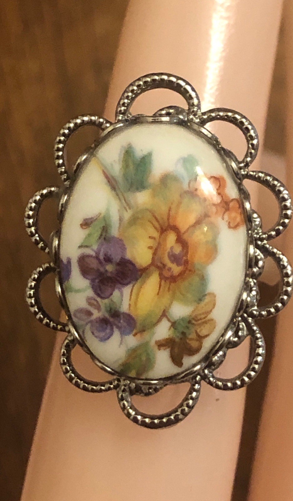 Silver Tone White Oval Acrylic Stone W/Flowers Accent Filigree Design Adjustable