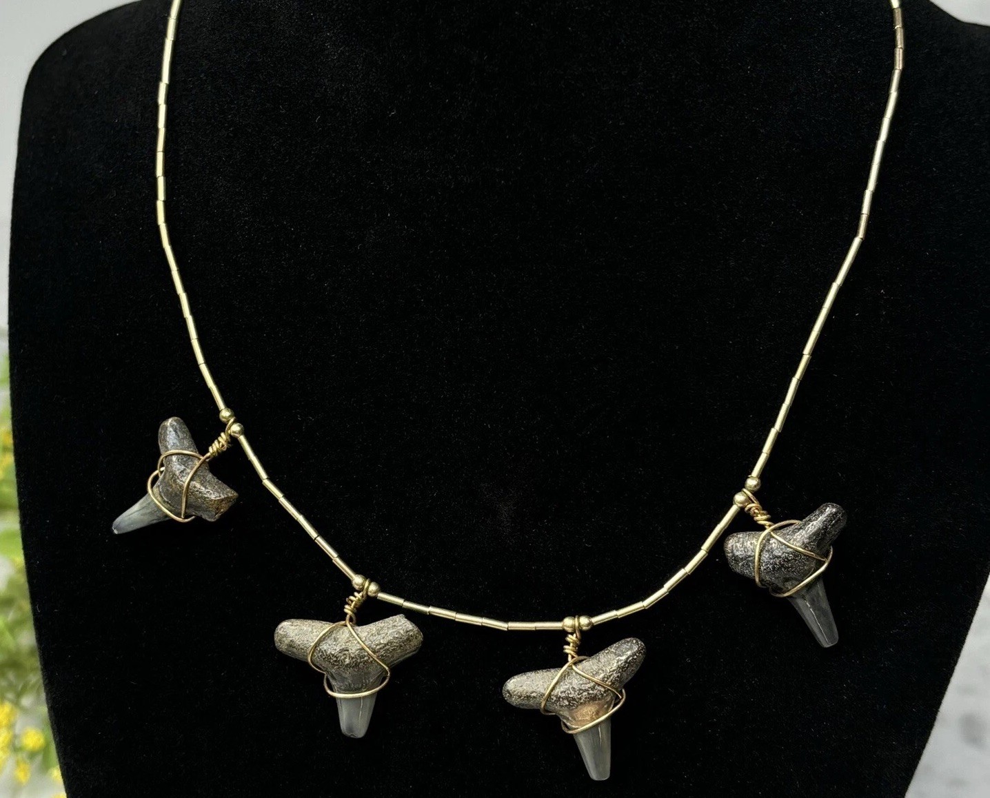 Vtg Authentic Fossil Shark Teeth Brass Bead And Wire Choker Necklace 15.7” Long