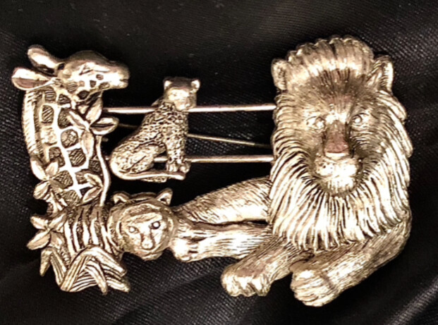 Silver Lion Leo Necklace Medallion Gothic Zodiac Pendant 30” Chain Cosplay Vtg