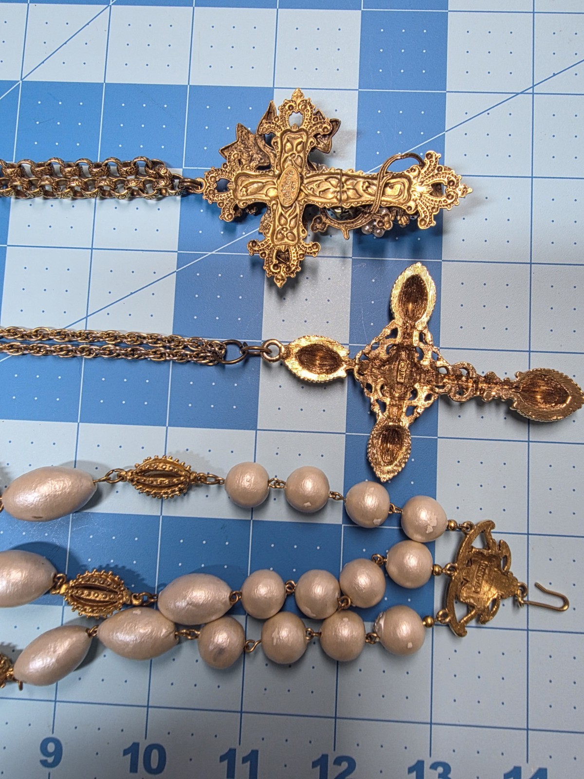 VTG SIGNED ART. DEMARIO. FLORENZA. 3 PIECES NECKLACE/PENDANTS, RARE COLLECT