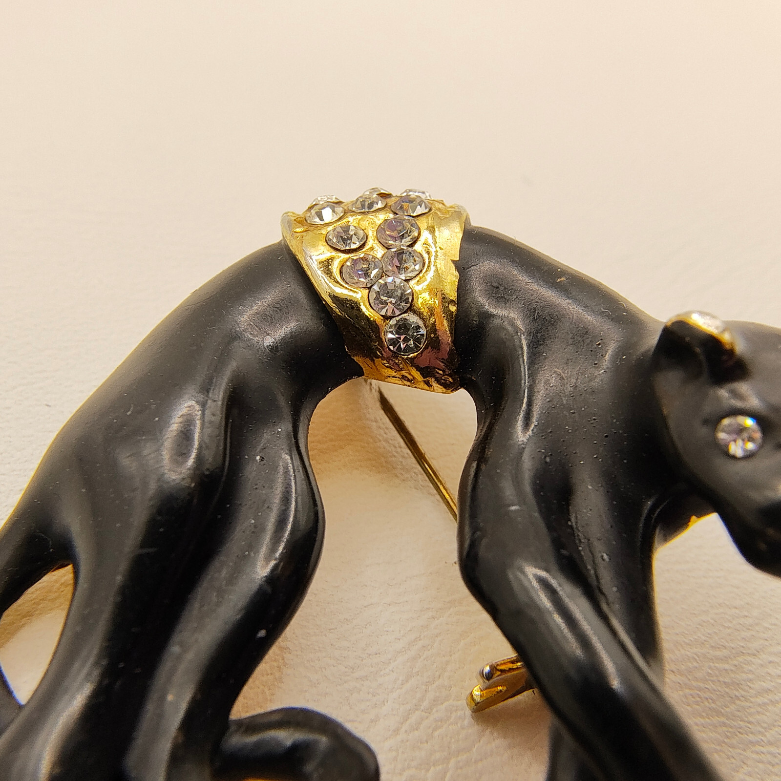 Vintage Black Panther Brooch Pin Enamel Gold Tone White Rhinestone Puma Jaguar