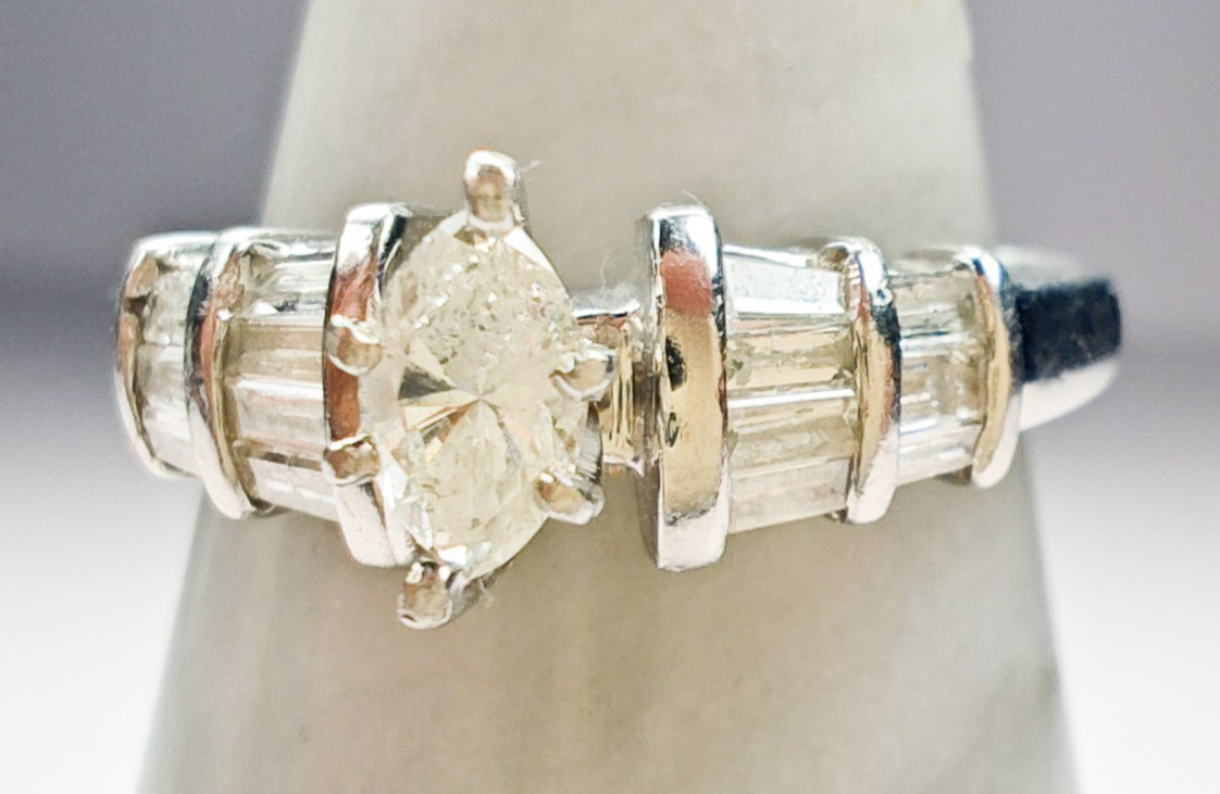 14K White Gold .69ct Marquise & Baguette Natural Diamond Ring Size 6 5g Vintage