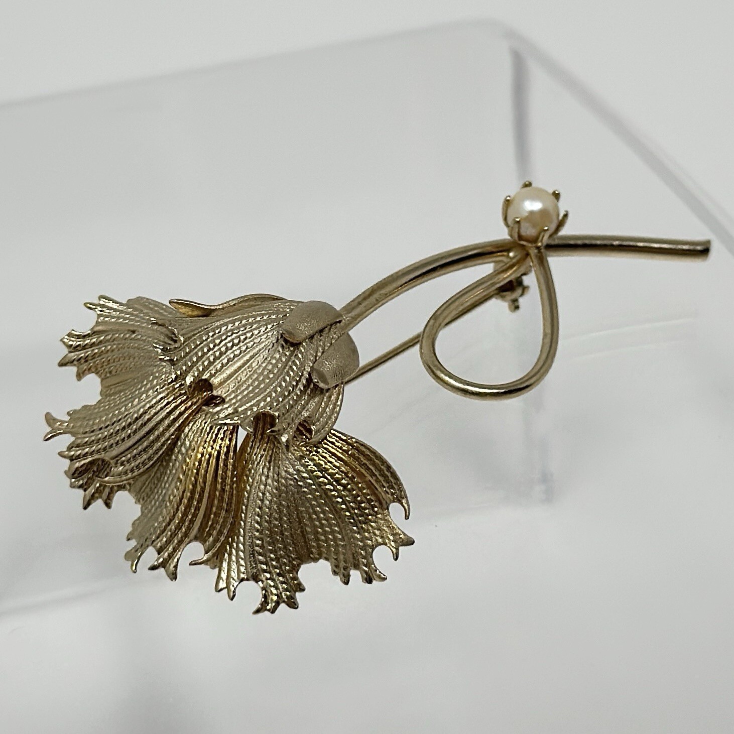 Vintage Gold Tone Blooming Dandelion Adjustable Petals Faux Pearl Brooch Pin