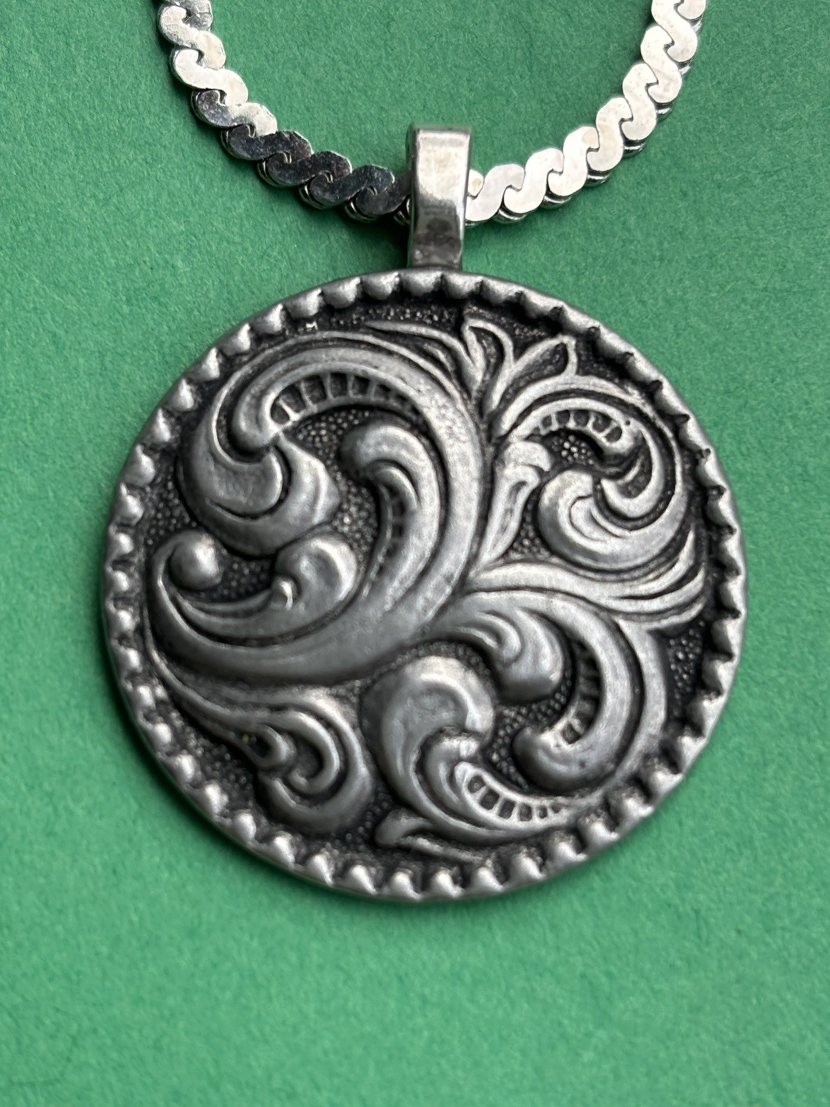 Vintage pewter Button Pendant necklace 🇳🇴 Norwegian! NEW STYLE! 1”