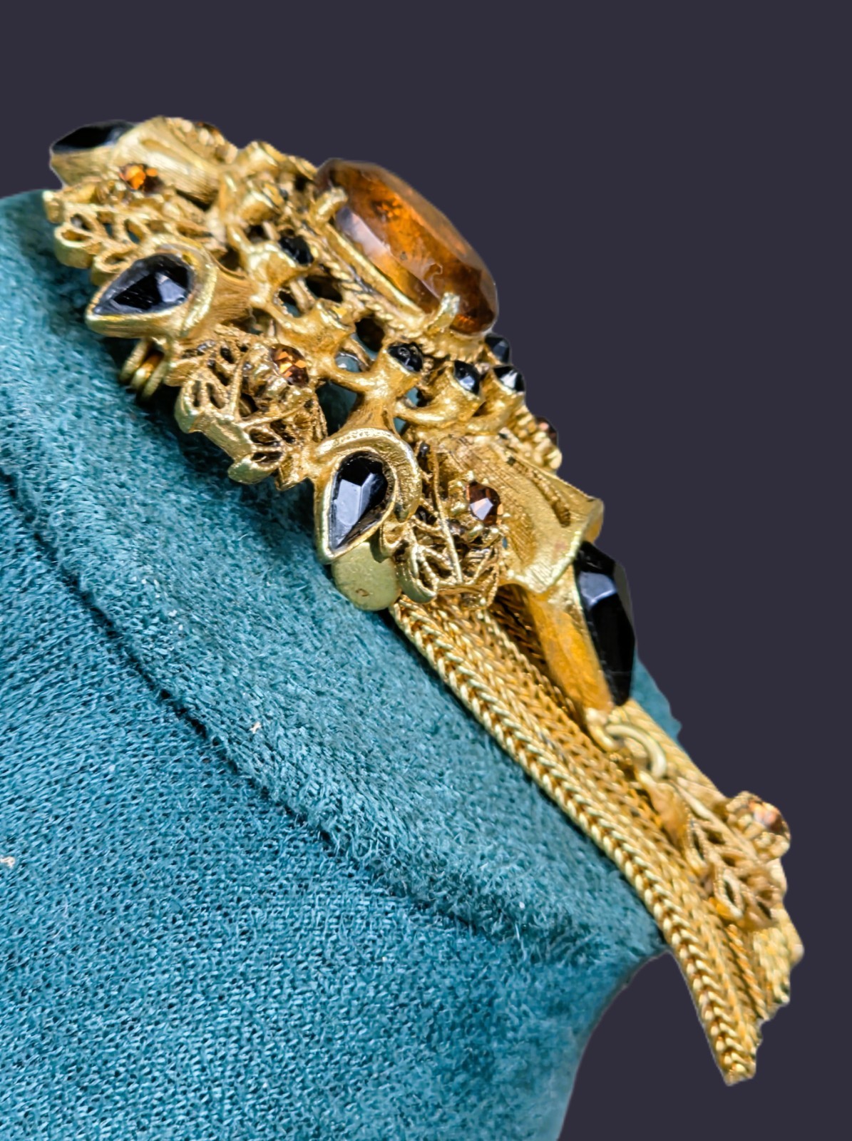 Vintage FLORENZA Rhinestone Heraldic Brooch Chain Fringe Pin
