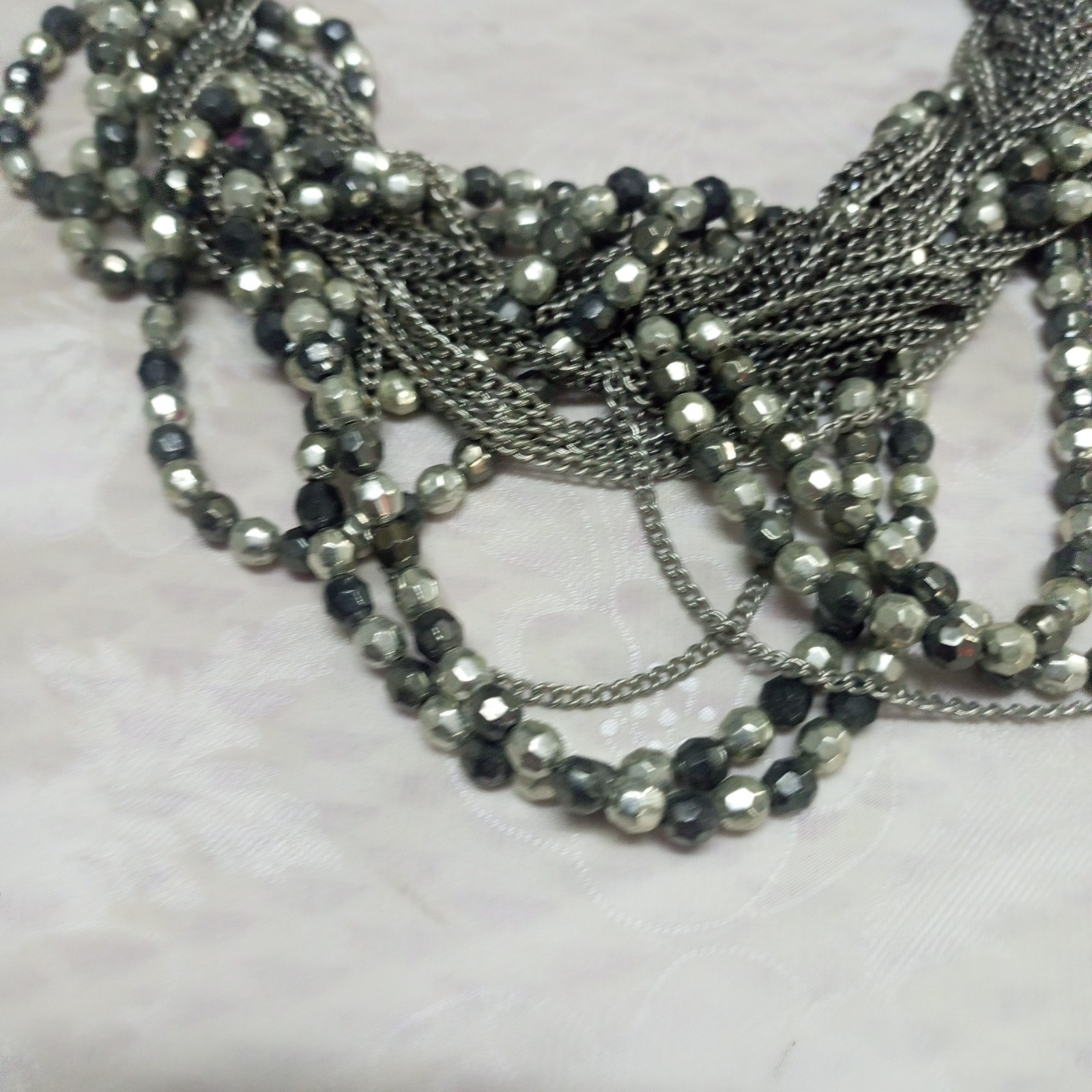Vintage Short Haevy Large Silver Grey Bearded Necklace Women Accessories Jewelry
