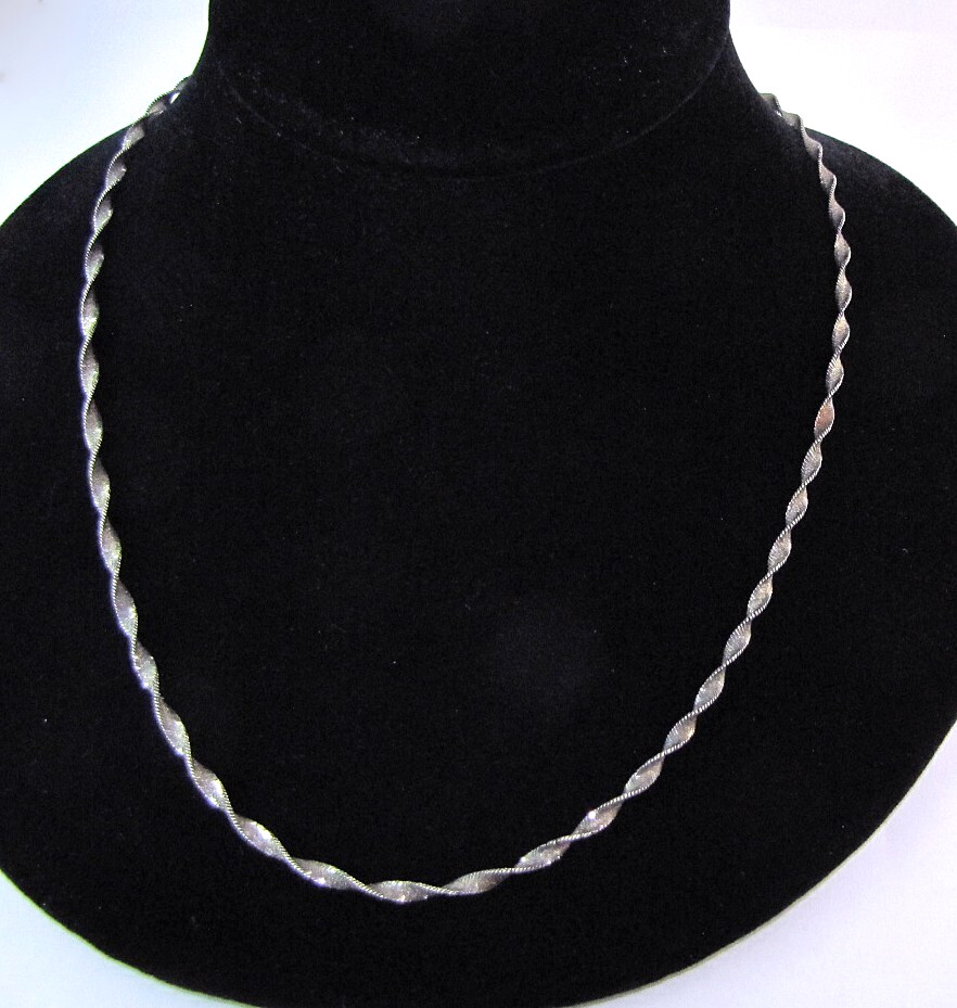FAS Twisted Herringbone Necklace 20″ Long Chain Vintage Sterling Silver Patina
