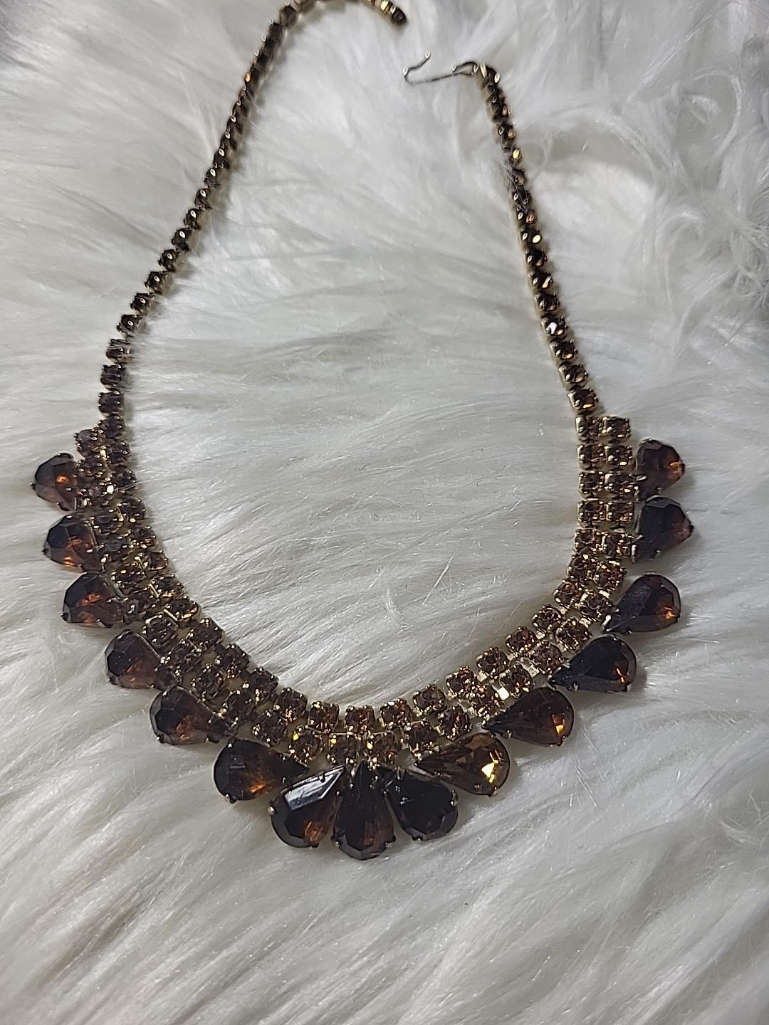 Vintage Unsigned Rhinestone Necklace