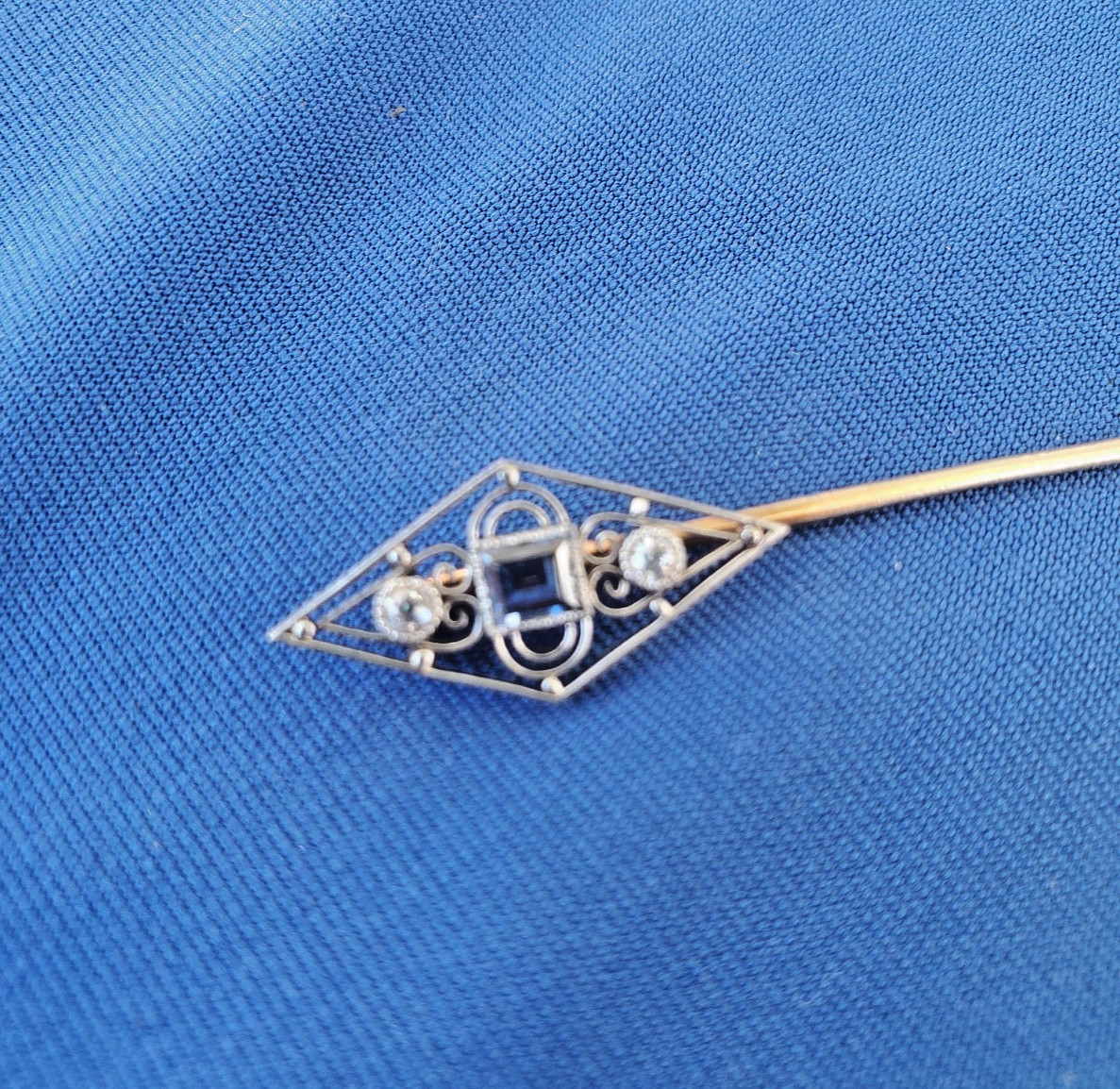 Original EARTH MINED Diamond Deco Pin 1920s Vintage Platinum Sapphire 14K GOLD