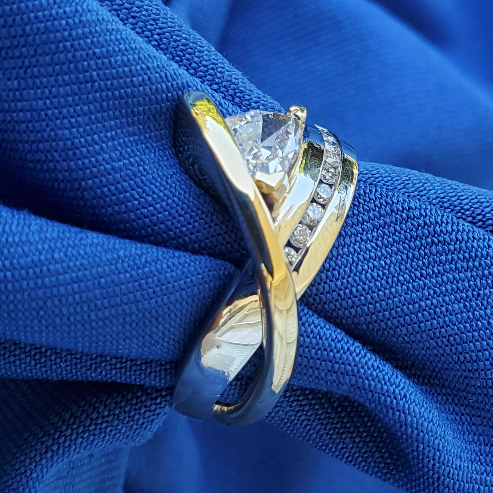 ORIGINAL EARTH MINED Triangle DIAMOND Engagement Ring SOLID 14K GOLD Solitaire 6