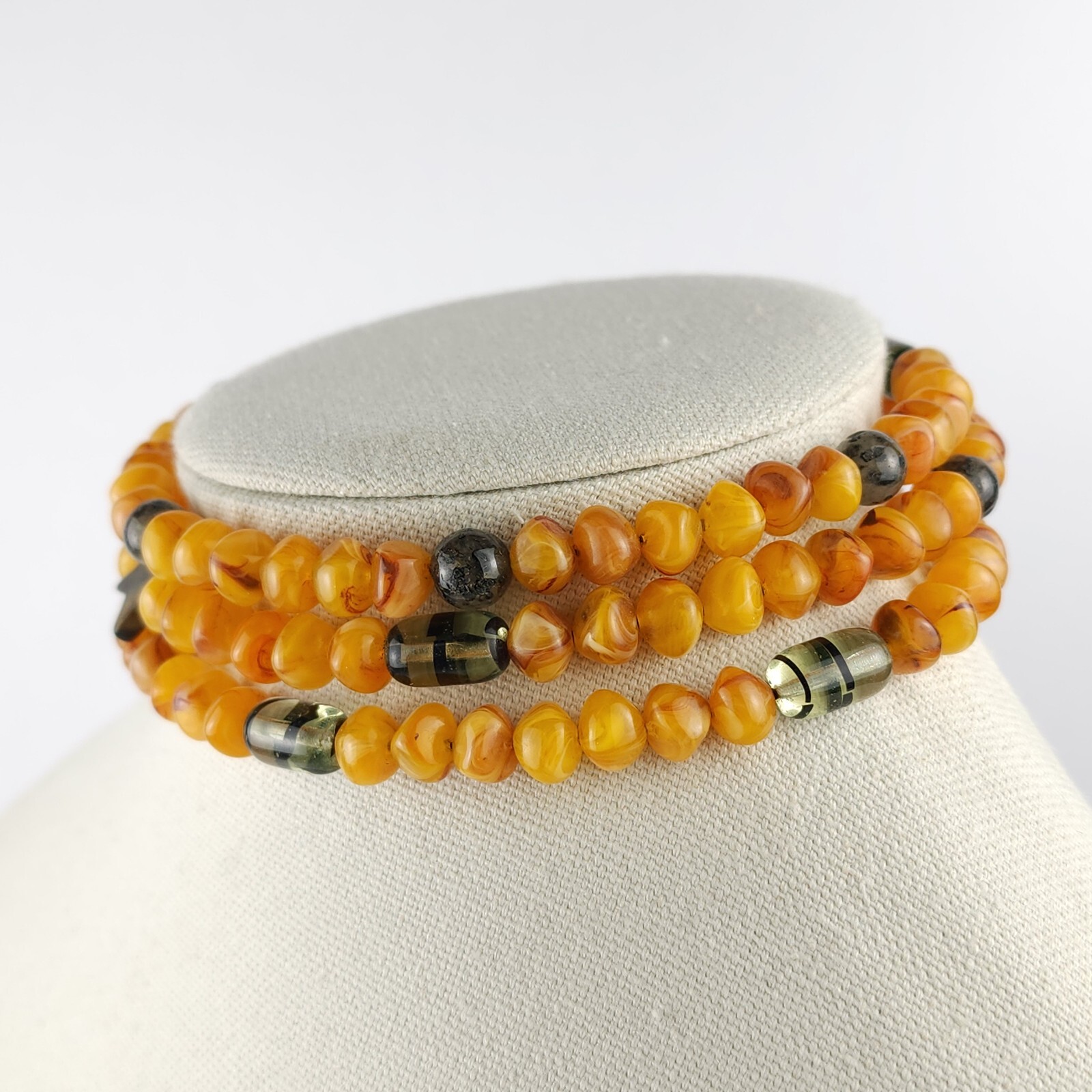 Vintage Amber Tone Memory Wire Choker Necklace Fluorescent Glass & Gemstones 56g