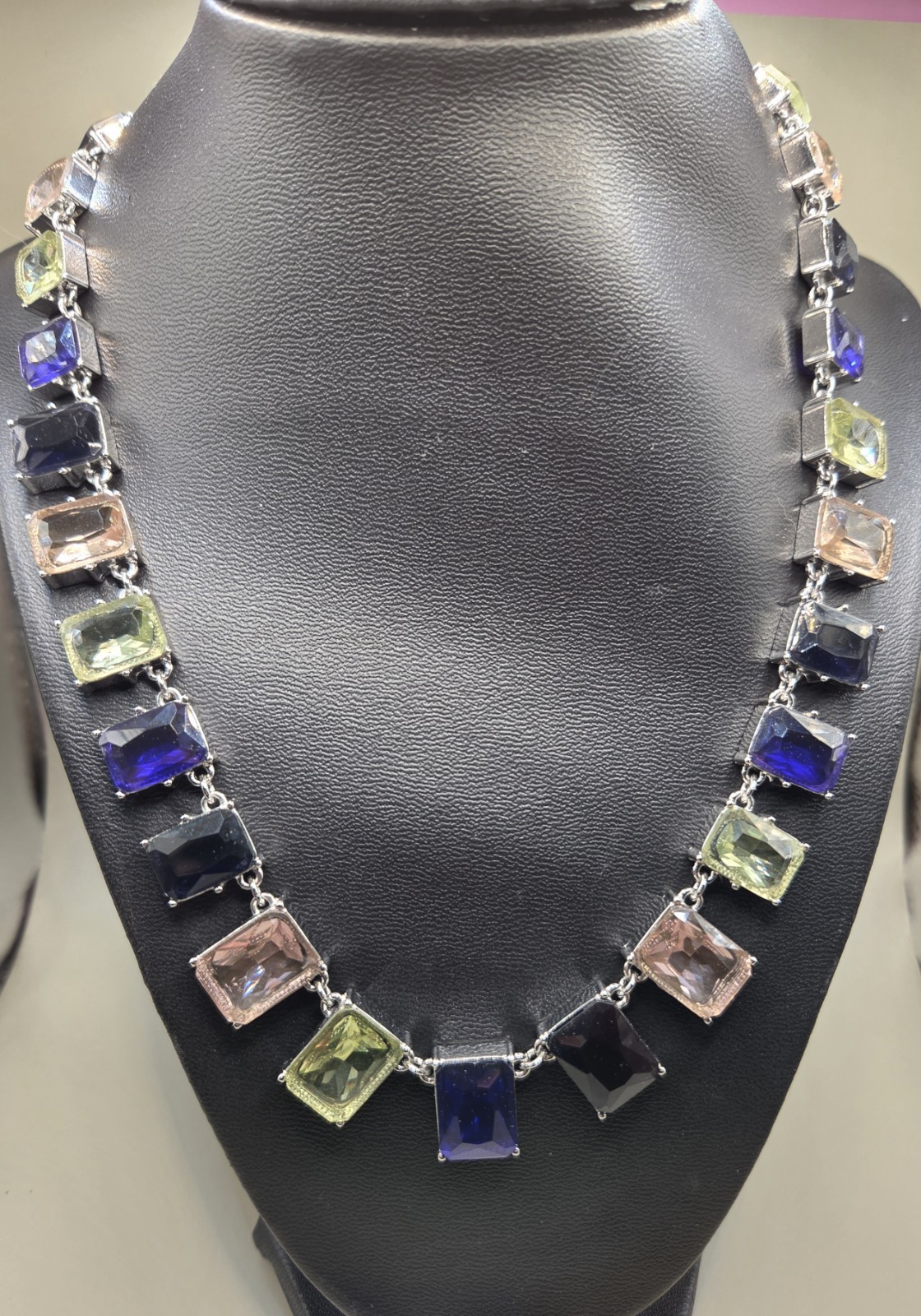 Art Deco Style Choker Necklace 20″ Faceted Chunky Multi Glass Statement 0330