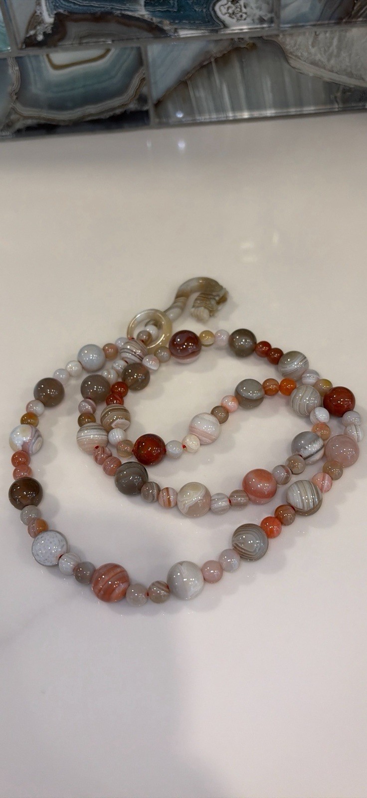 Gorgeous Asian Agate Bead Necklace With Carved Dragon Head Toggle closure