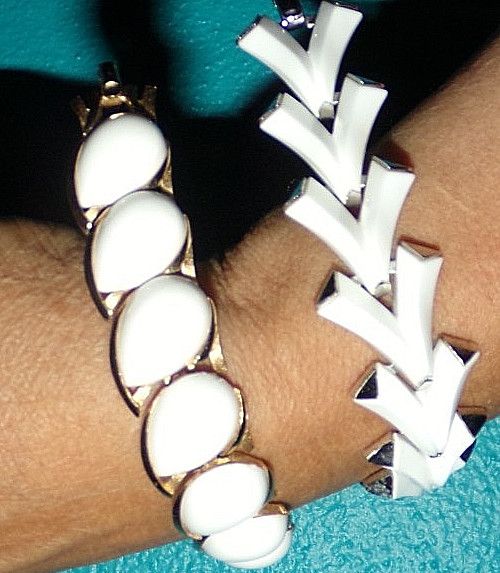 CROWN TRIFARI signed white Lucite bracelet lot-OMG!!