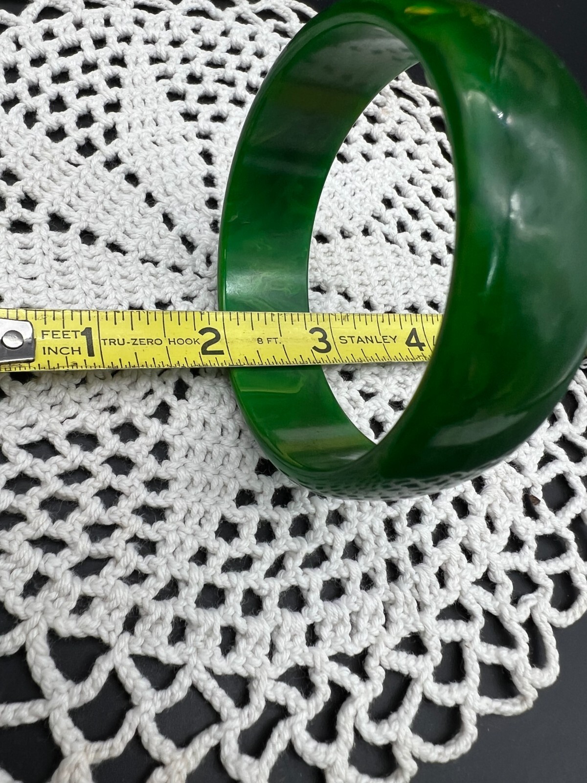 Vintage Celery Green Bakelite Bangle Bracelet Tested 30g