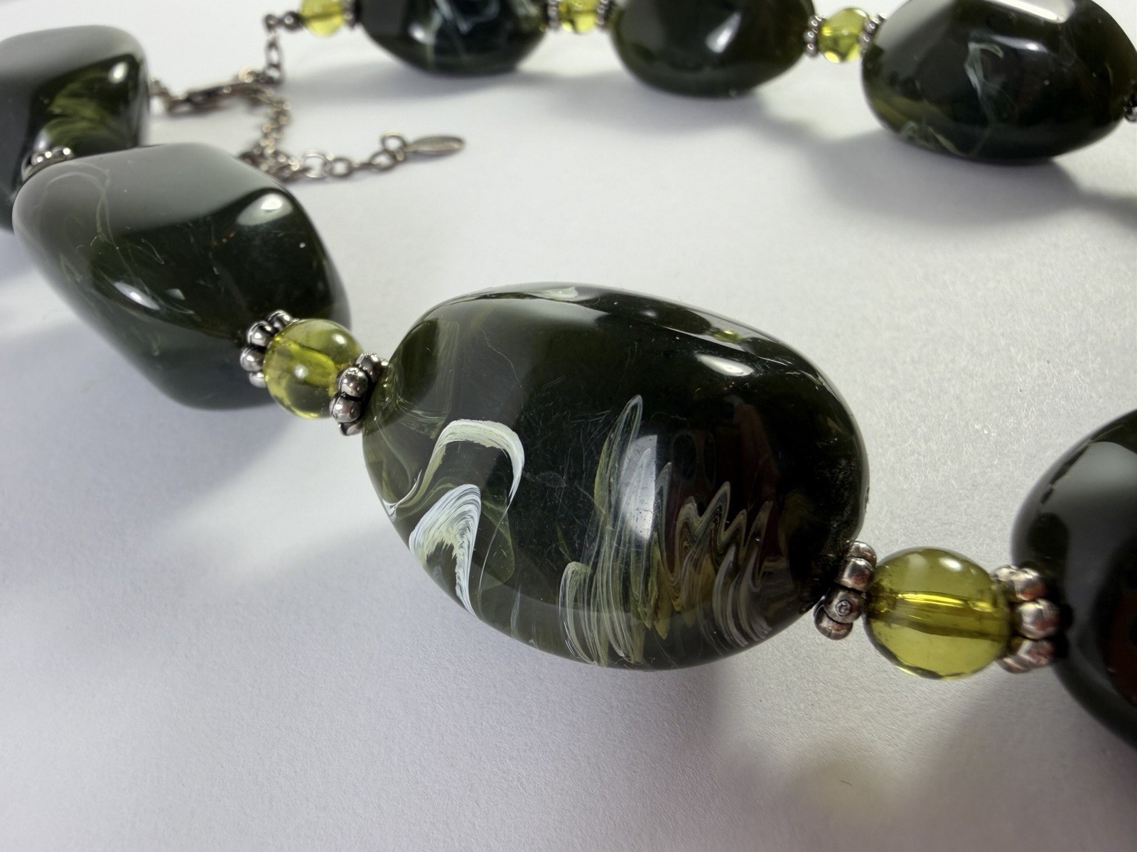 Vintage Robert Rose Resin Green Beaded Adjustable 21 in Necklace