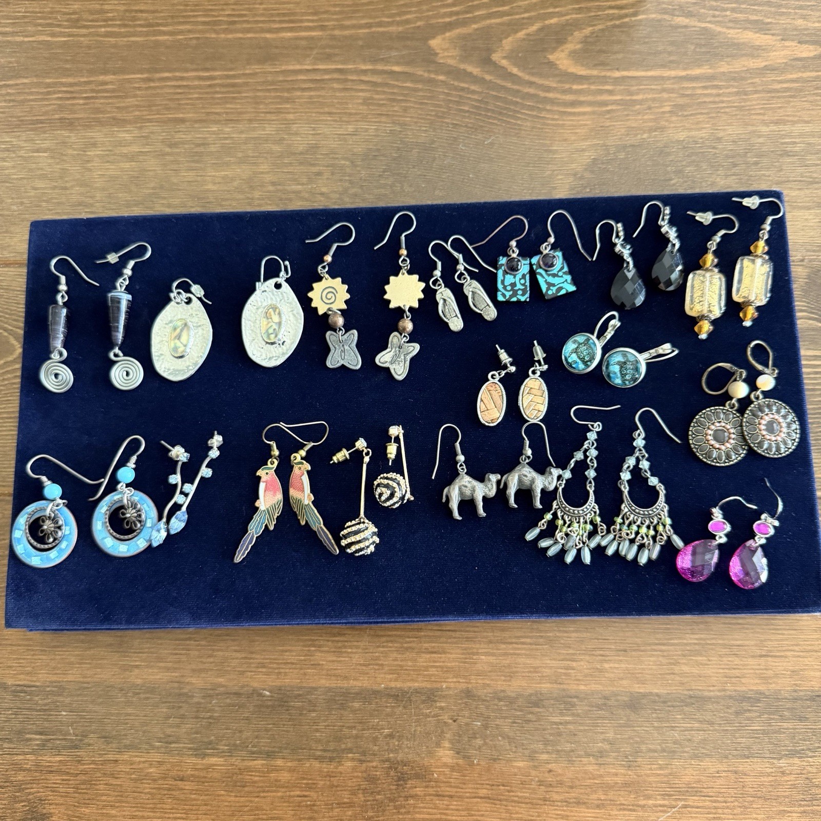 Assorted Vintage & Modern Costume Earrings Lot Beautiful Variety 17 Sets