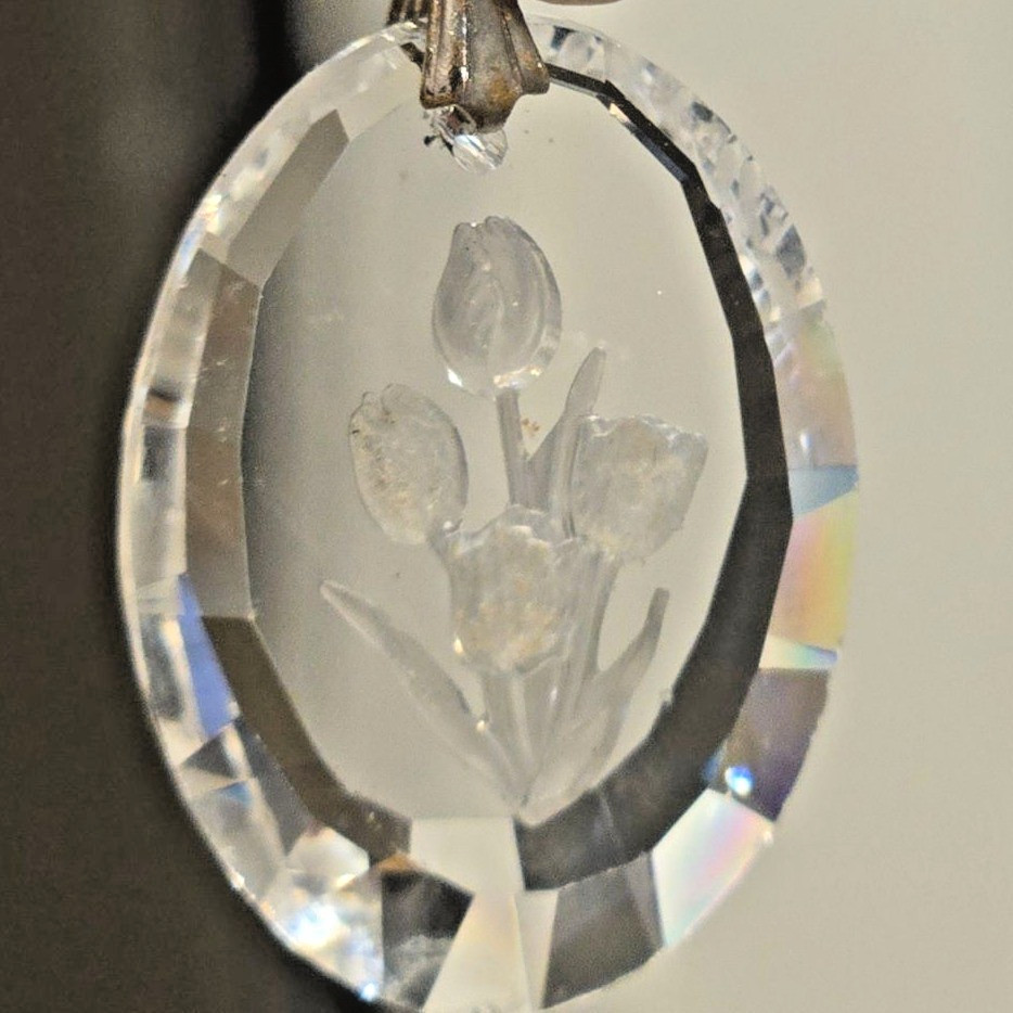 Vintage Intaglio Glass Tulip Pendant Faceted Crystal Floral Necklace Charm gift