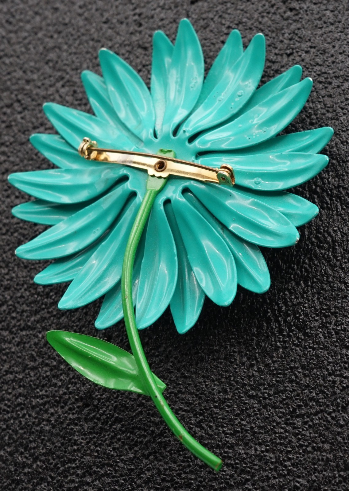 Vintage Enamel Light Green Flower Brooch: Boho Spring