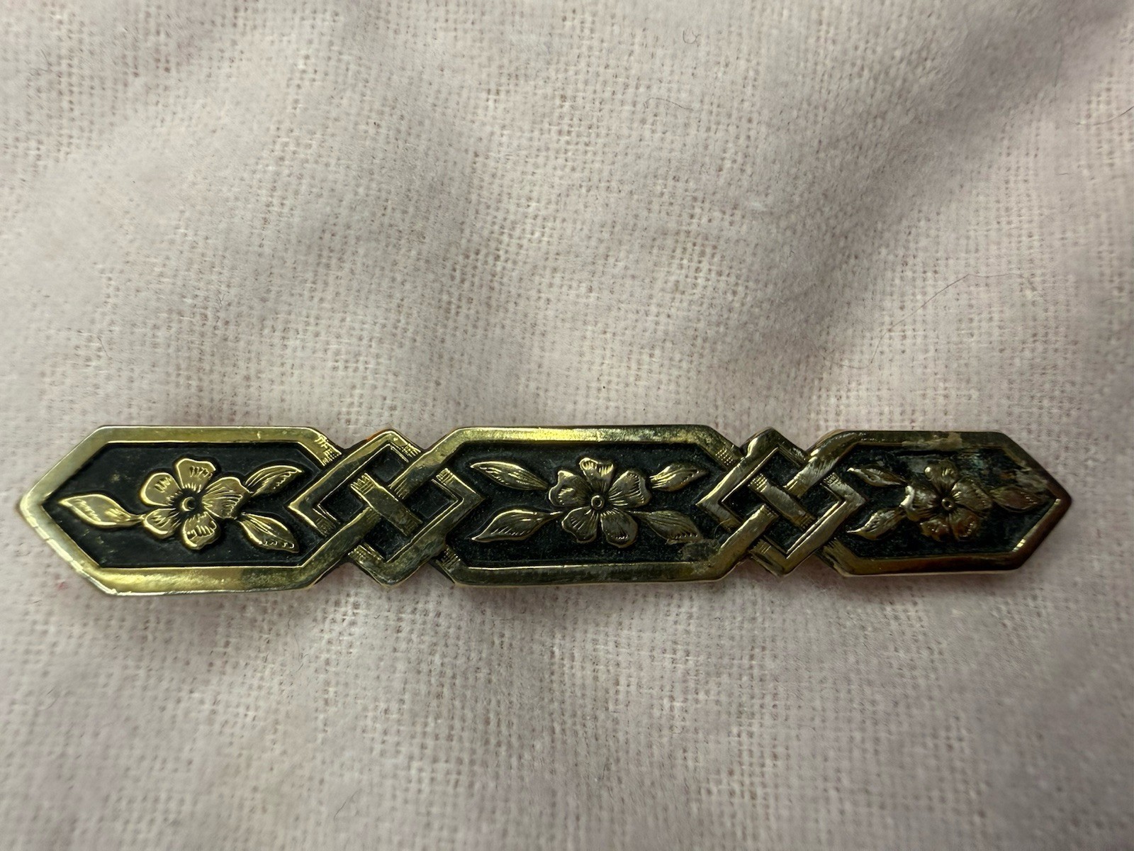 Lot (3) Vintage Gold And Silver Tone Bar Pins