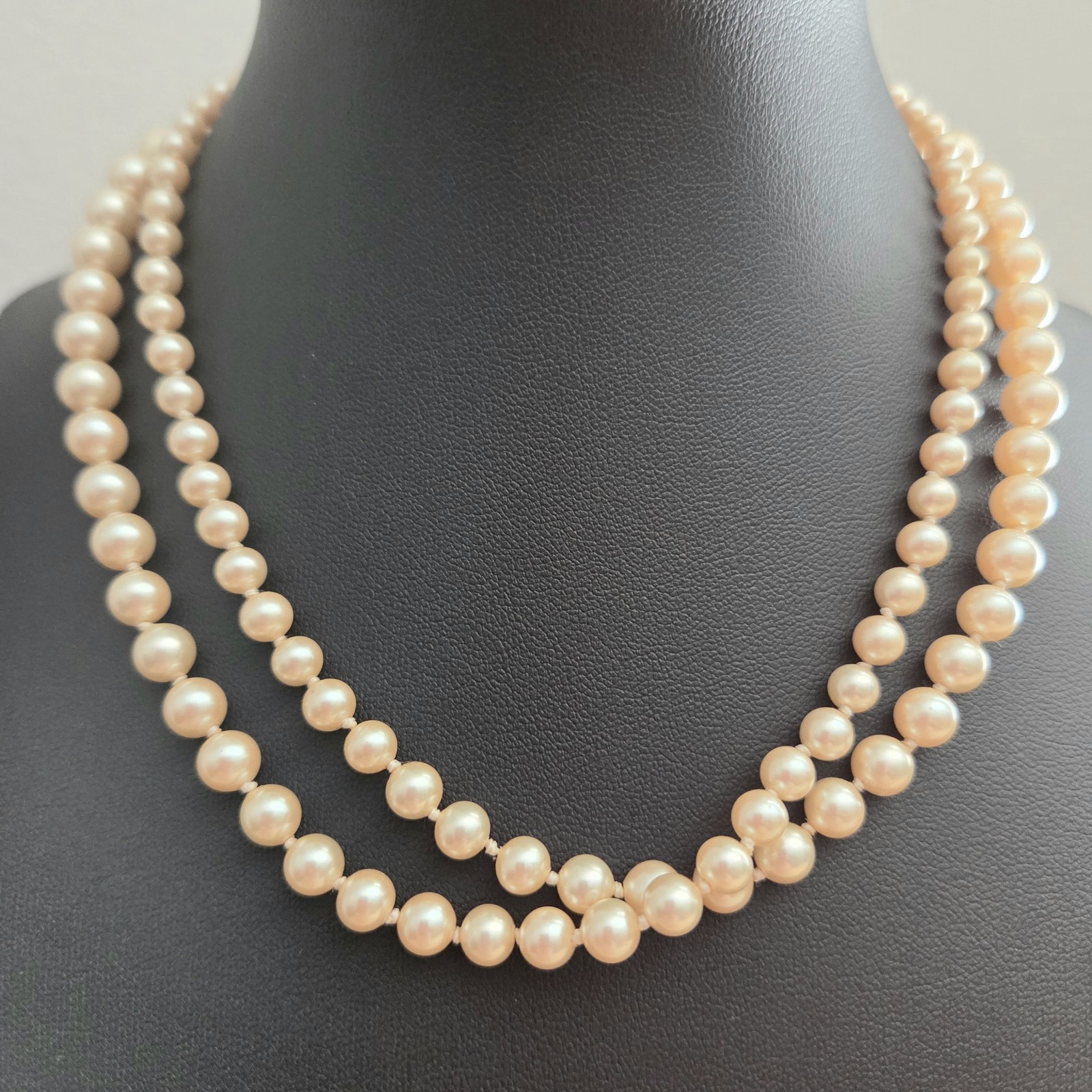 Champagne Cream Pearl Necklace Knotted Graduated 32″