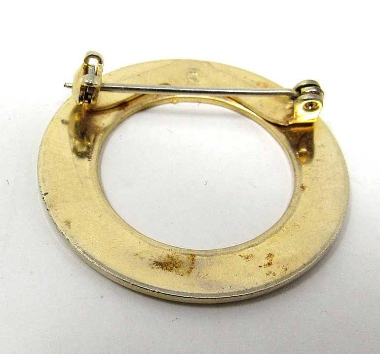 Gold Circle Pin 1 inch Round with Triangles Vintage Scarf Holder US Seller us