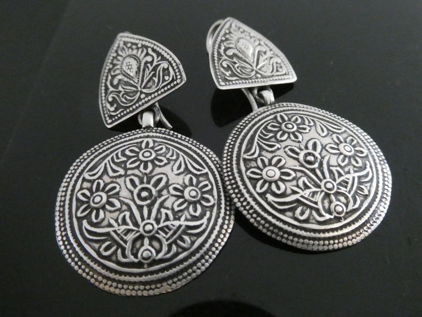Vintage Sterling 925 India Floral Embossed Traditional Drop Dangle Earrings